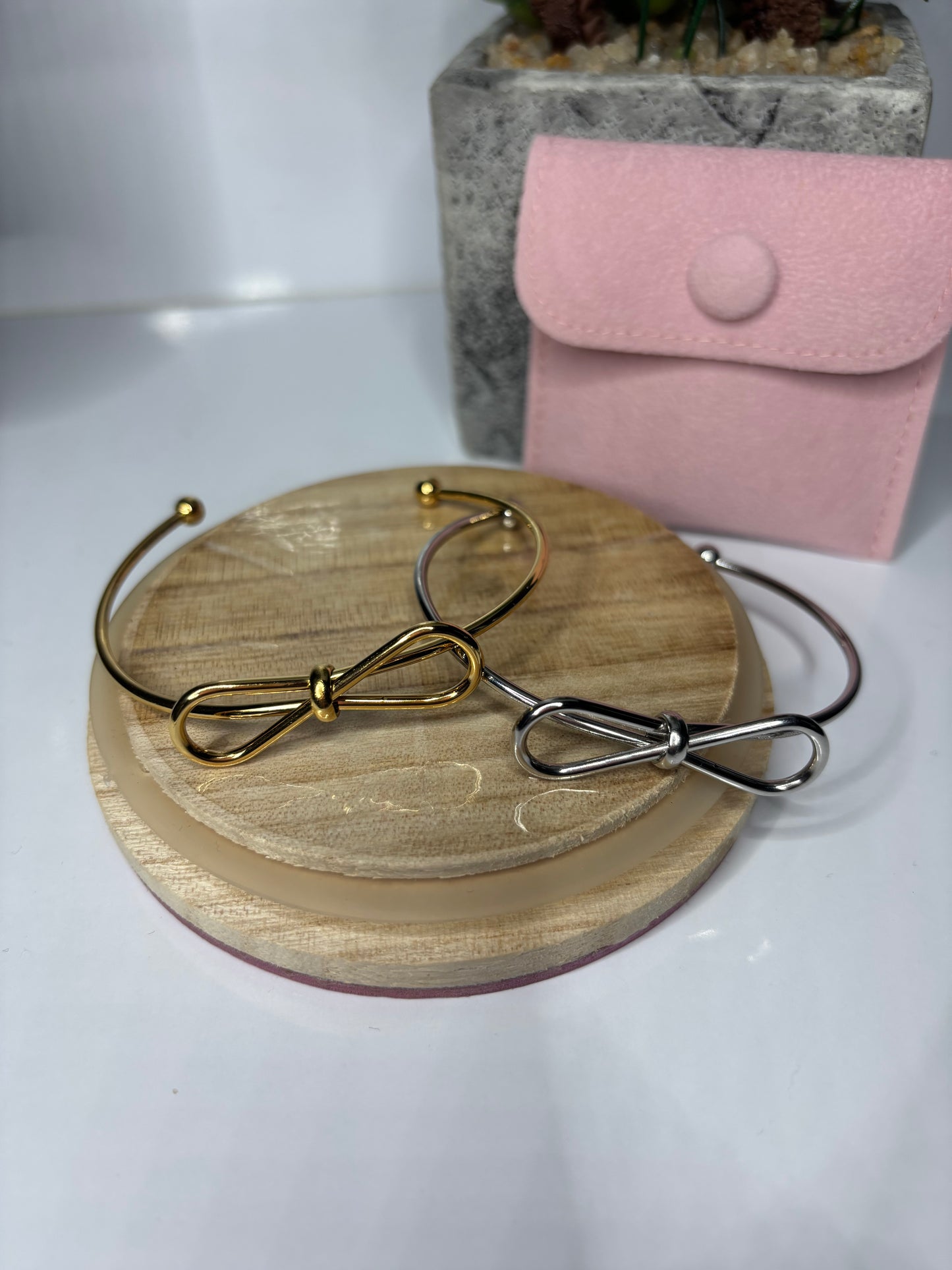 El lazo bangle