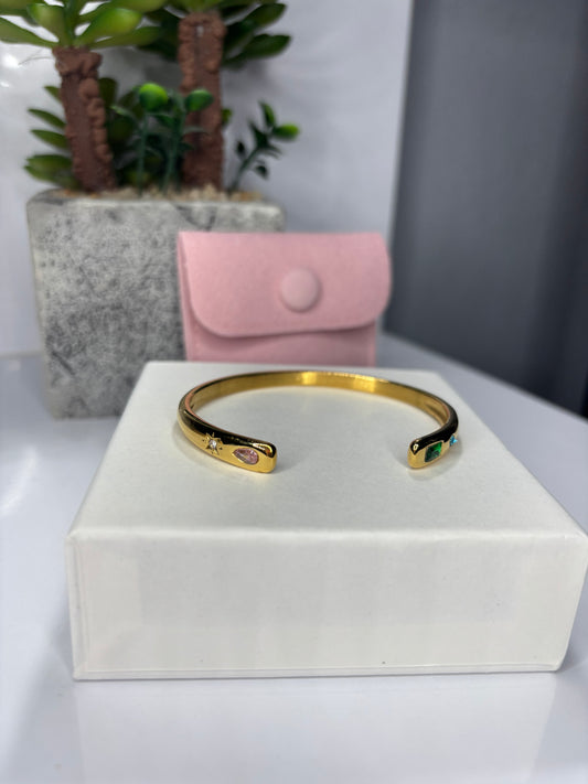 Victoria Bangle